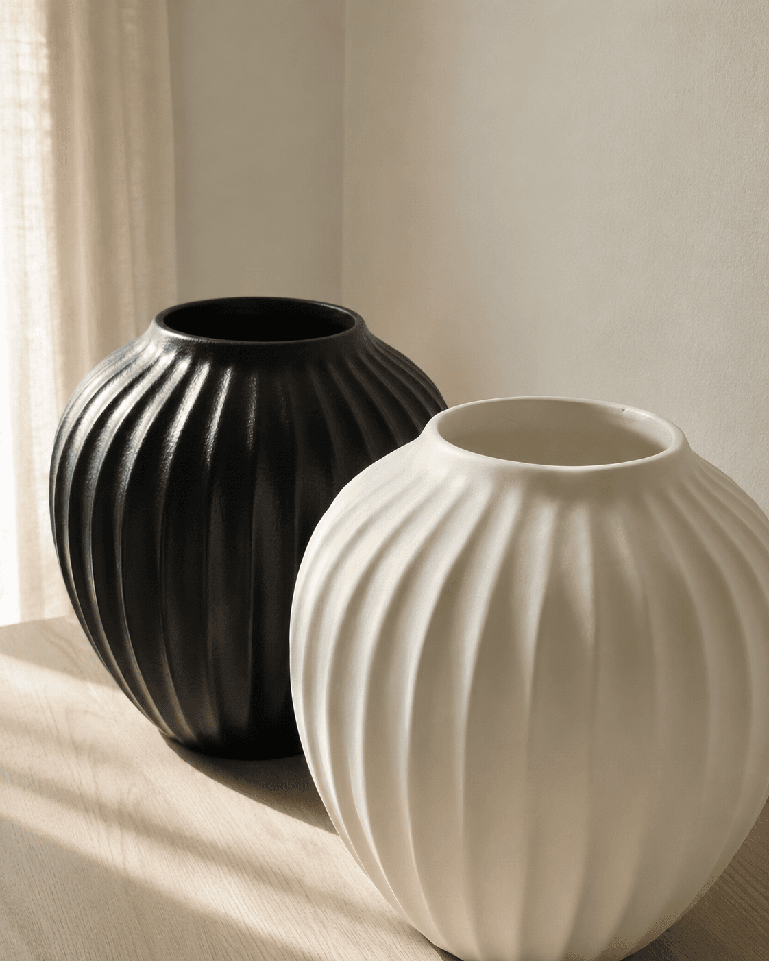 Ribbed Round Vase