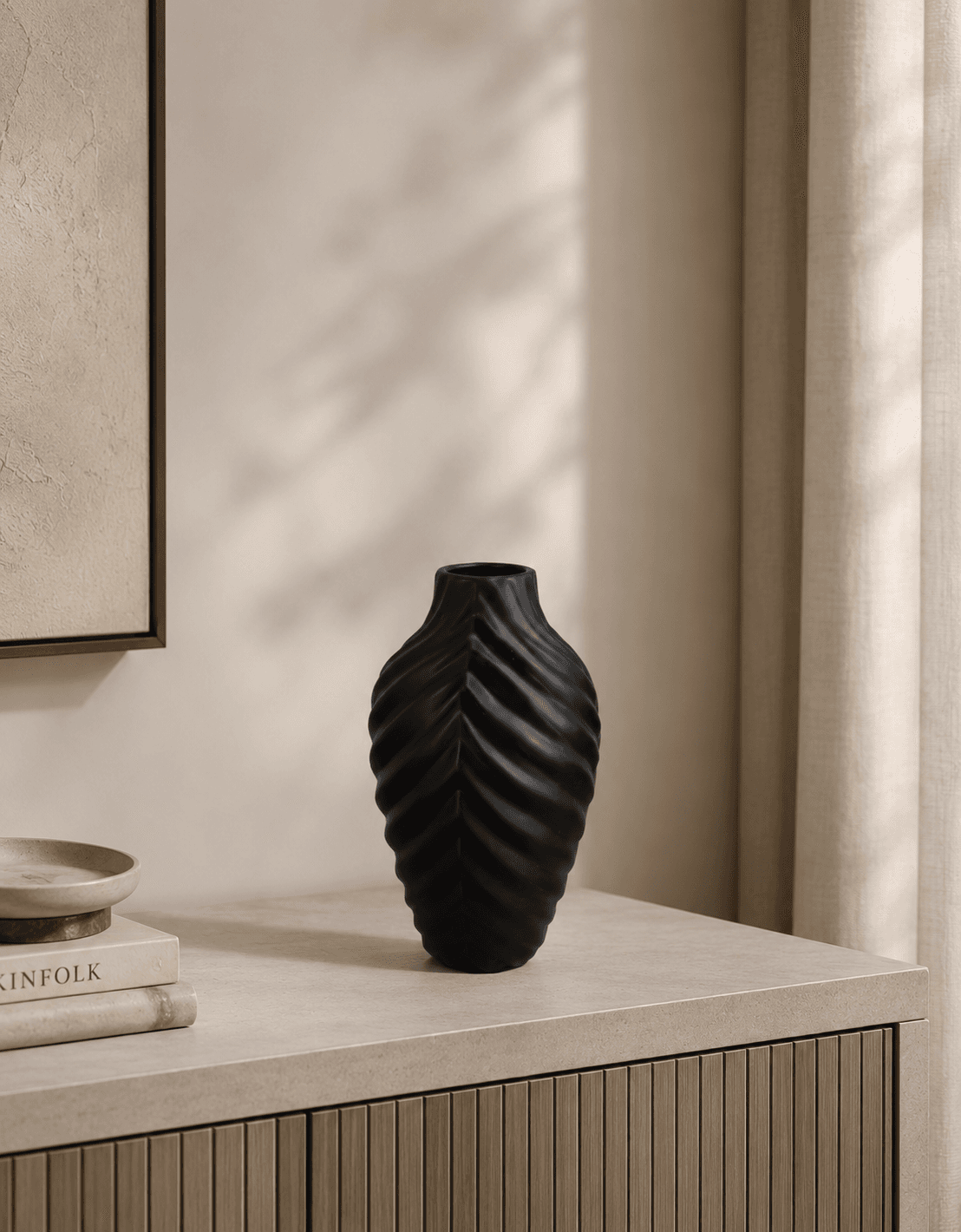 Black Leaf Textured Vase
