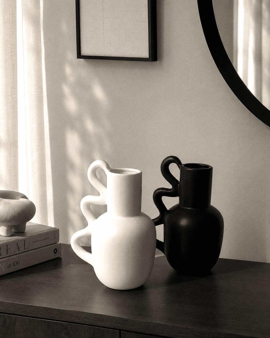 Interlocking Handle Vase